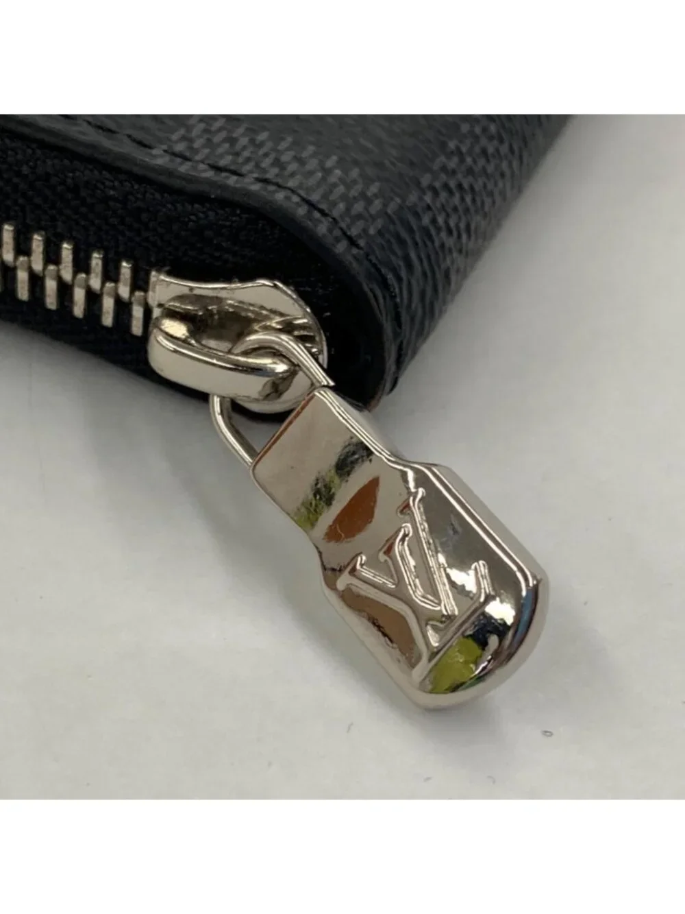 Louis Vuitton Damier Graphite Zippy Wallet Vertical Zip Around Black